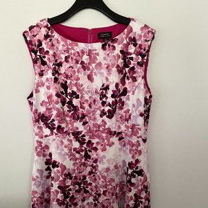 Tahari Arthur S. Levine size 14 purple/pink flower